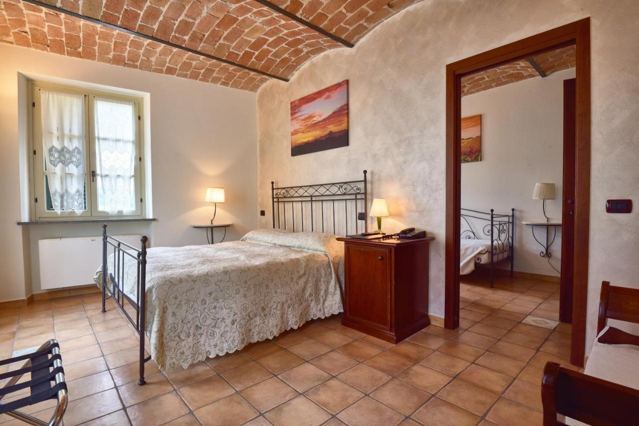 Agriturismo Podere La Piazza Costigliole d'Asti Exteriör bild