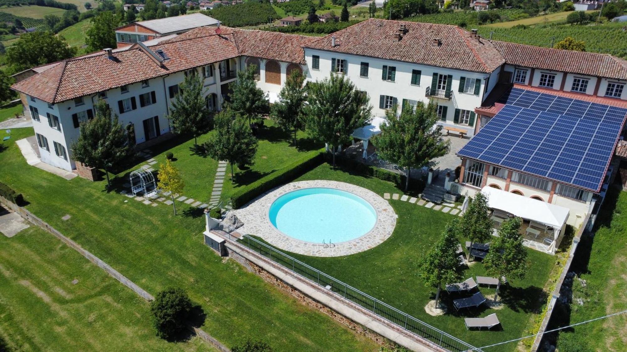 Agriturismo Podere La Piazza Costigliole d'Asti Exteriör bild