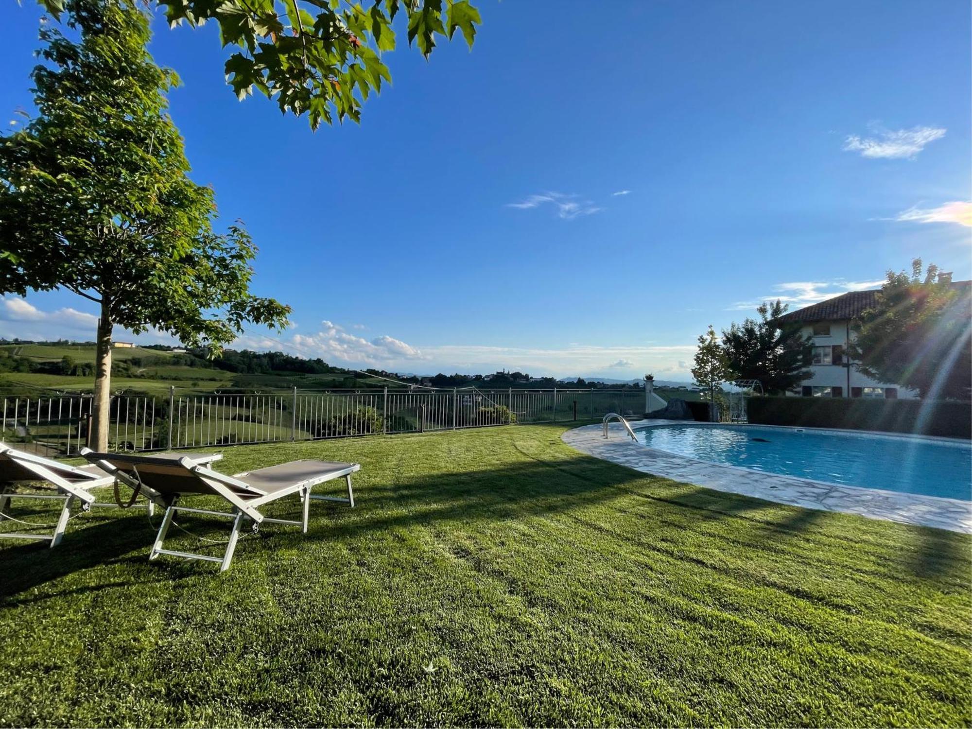 Agriturismo Podere La Piazza Costigliole d'Asti Exteriör bild
